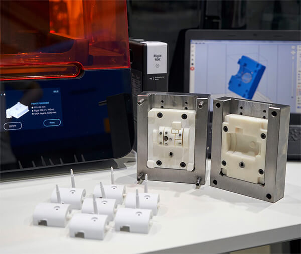 Large part injection molding services: tooling, materials, tolerances & lead times for oversized plastic parts. Aluminum & steel molds.